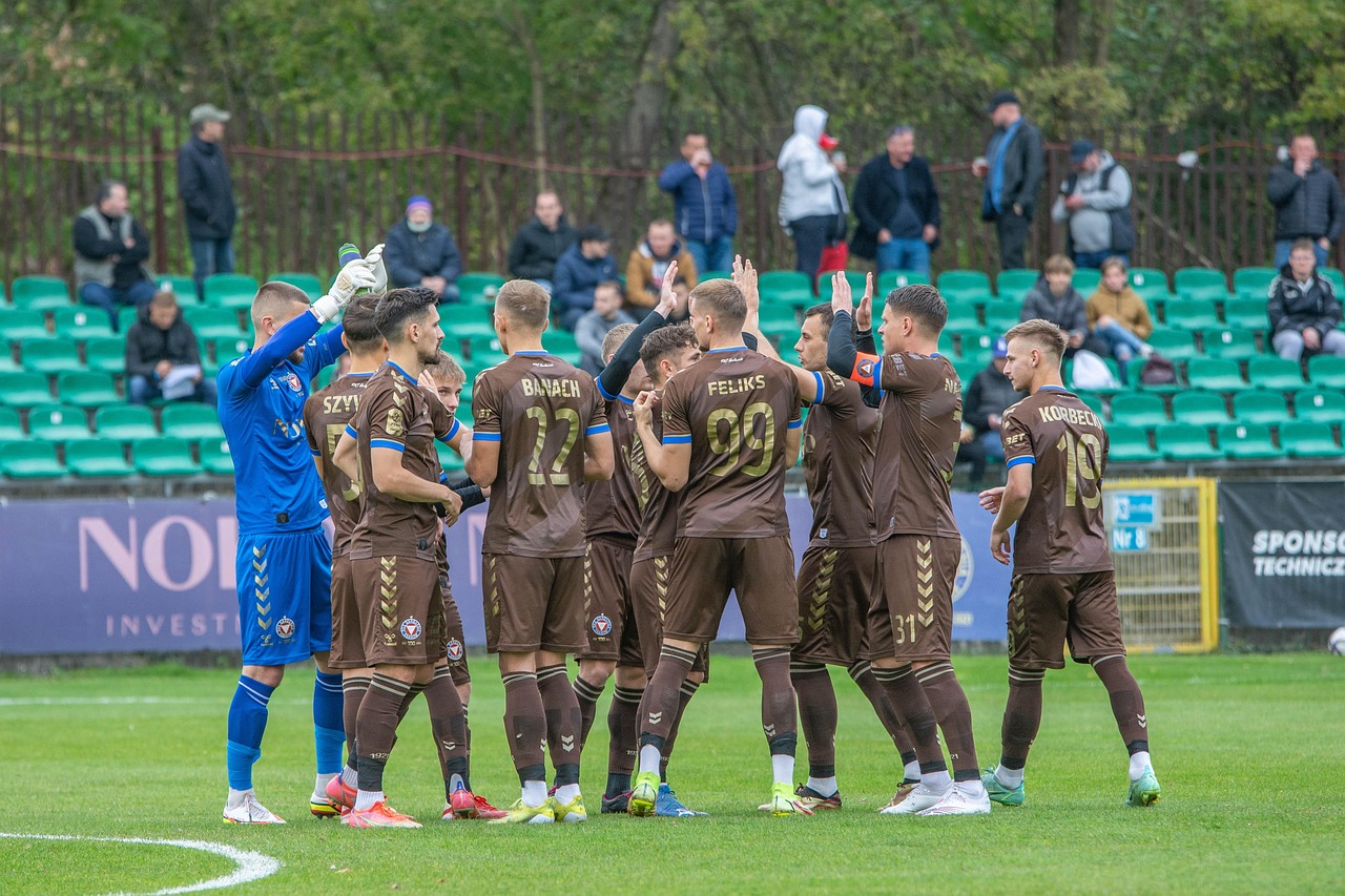 อาคูเรย์รี U19 พบ เอฟเอส เยลกาวา U19: วิเคราะห์ศึก UEFA Youth League