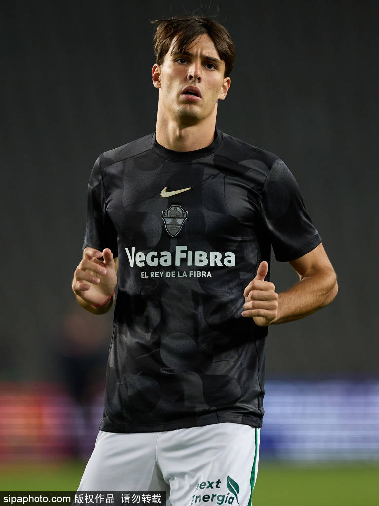 ข่าวด่วน! กองหลังตัวแกร่งรอบด้านของบาร์เซโลนาเตรียมต่อสัญญา ผลงานอันยอดเยี่ยม 1,211 นาทีไม่เสียตำแหน่งโดดเด่นกว่าแรชฟอร์ด_เอริก การ์เซีย_แมตช์_แมนเชสเตอร์ ซิตี้