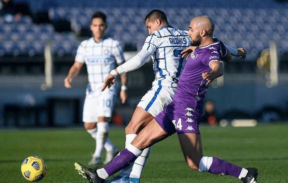 ฟิออเรนติน่า พบ เออีเค เอเธนส์: ทีมแกร่งจากเซเรีย อา จะสามารถคว้าตั๋วเข้ารอบในบ้านได้หรือไม่? ยูโรปาคอนเฟอเรนซ์ลีก นัดเยือน โอลิมเปียกอส