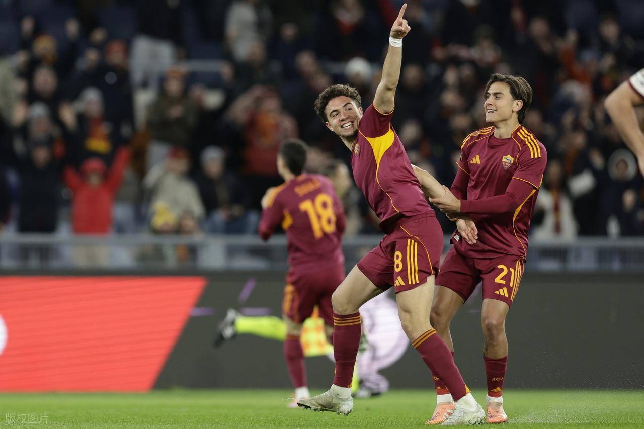 ยูโรป้าลีก 2-1: โรม่าโค่นจ่าฝูงลีก คว้าชัยชนะ 4 นัดติดต่อกัน; วอลเลย์ของไอน่า, ซาลาห์ยิงจ่อ ๆ อันดับ | การแข่งขัน | มาร์กเซย