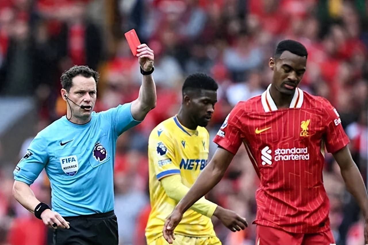 ผู้ร้ายตัวจริงเบื้องหลังความพ่ายแพ้ 1-4! กองกลางตัวหลักของลิเวอร์พูลหลงทางอย่างสิ้นเชิง – สล๊อตจะยังกล้าส่งเขาลงเล่นอีกหรือไม่? _Hrafenberg_ แชมเปียนส์ลีก อาร์เซนอล