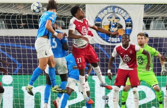 หลังจากบาเยิร์น มิวนิค เสมอกับอาร์เซนอล 1-1 อินเตอร์ มิลาน แพ้แอตเลติโก มาดริด 0-1 และเรอัล มาดริด กลับมาชนะ 3-1 อันดับล่าสุดของยูฟ่า แชมเปียนส์ลีก ได้ถูกกำหนดขึ้นแล้ว การแข่งขัน: โอลิมเปียกอส พบ แอตเลติโก มาดริด