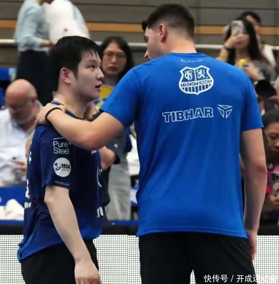 หวัง ชวี่ฉิน ไม่ได้แพ้ คู่แข่งของเขาใช้กลยุทธ์ที่ชนะของ ฟาน เจินตง ซ้ำแล้วซ้ำเล่า ทำให้ชัยชนะนั้นไม่สมควรได้รับ! แฟนๆ: เฉพาะการยอมรับข้อบกพร่องอย่างเปิดเผยเท่านั้นจึงจะก้าวหน้าได้อย่างแท้จริง _ฟรานเชสก้า_ _การแข่งขัน_ _โอลิมปิกปารีส_