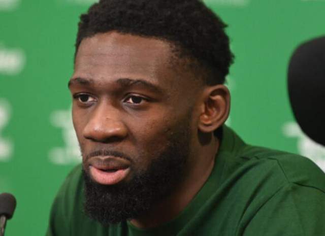 ไชนีส ซูเปอร์ลีก ต้อนรับนักเตะที่มีศักยภาพในการไปฟุตบอลโลกอีกคน: เซินเจิ้นคว้าตัวนักเตะต่างชาติวัย 29 ปี อดีตผู้เล่นประจำแชมเปี้ยนส์ลีก! _ฤดูกาล_ เซินเจิ้น ซิตี้_ บาตูบินซิก้า